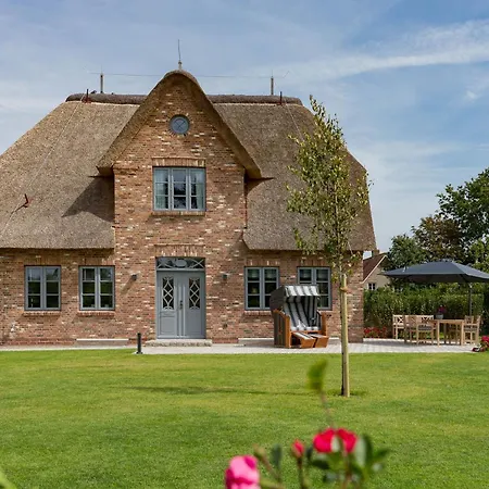 West Hus Holiday home
